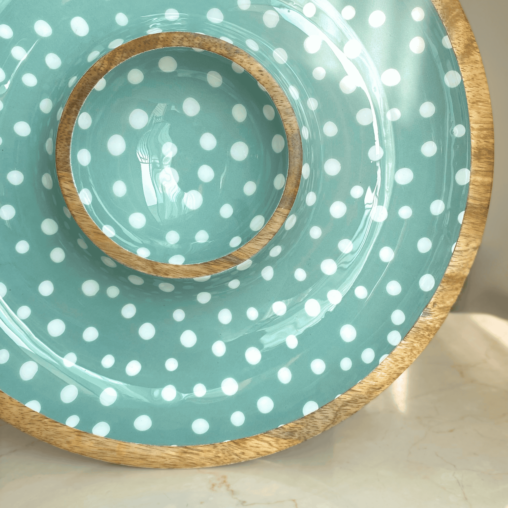 Aqua Dot Chip & Dip Server