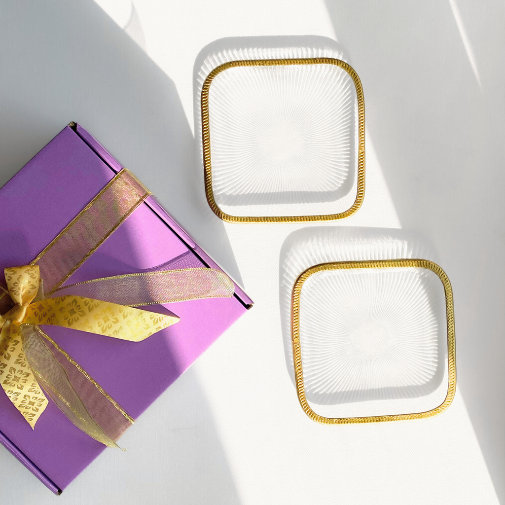 Brass-rimmed Snack Plates Set