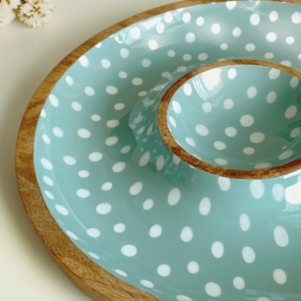 Aqua Dot Chip & Dip Platter